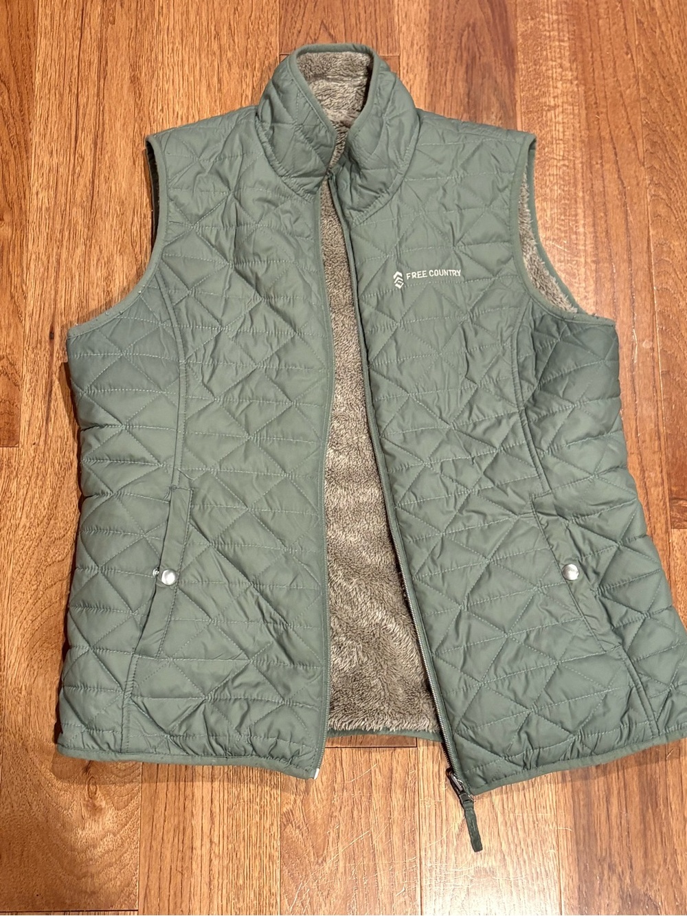 Reversible Free Country Quilted Jacket in Olive